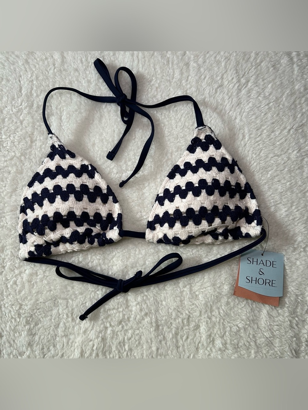 Shade & Shore Women’s Triangle Crochet Bikini Top Large Navy White NEW - Picture 1 of 5